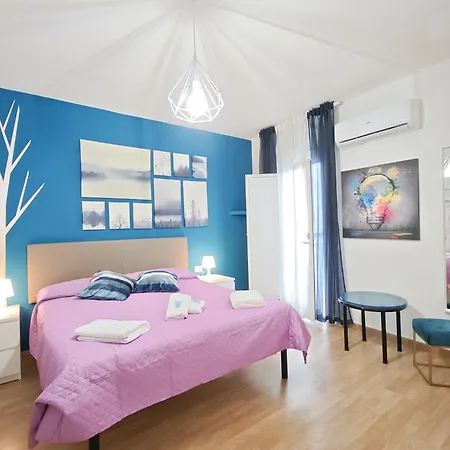 דירה Bari Central Apartment בארי
