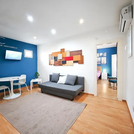 דירה Bari Central Apartment *