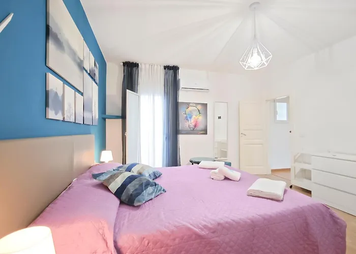 Bari Central Apartment Apartamento